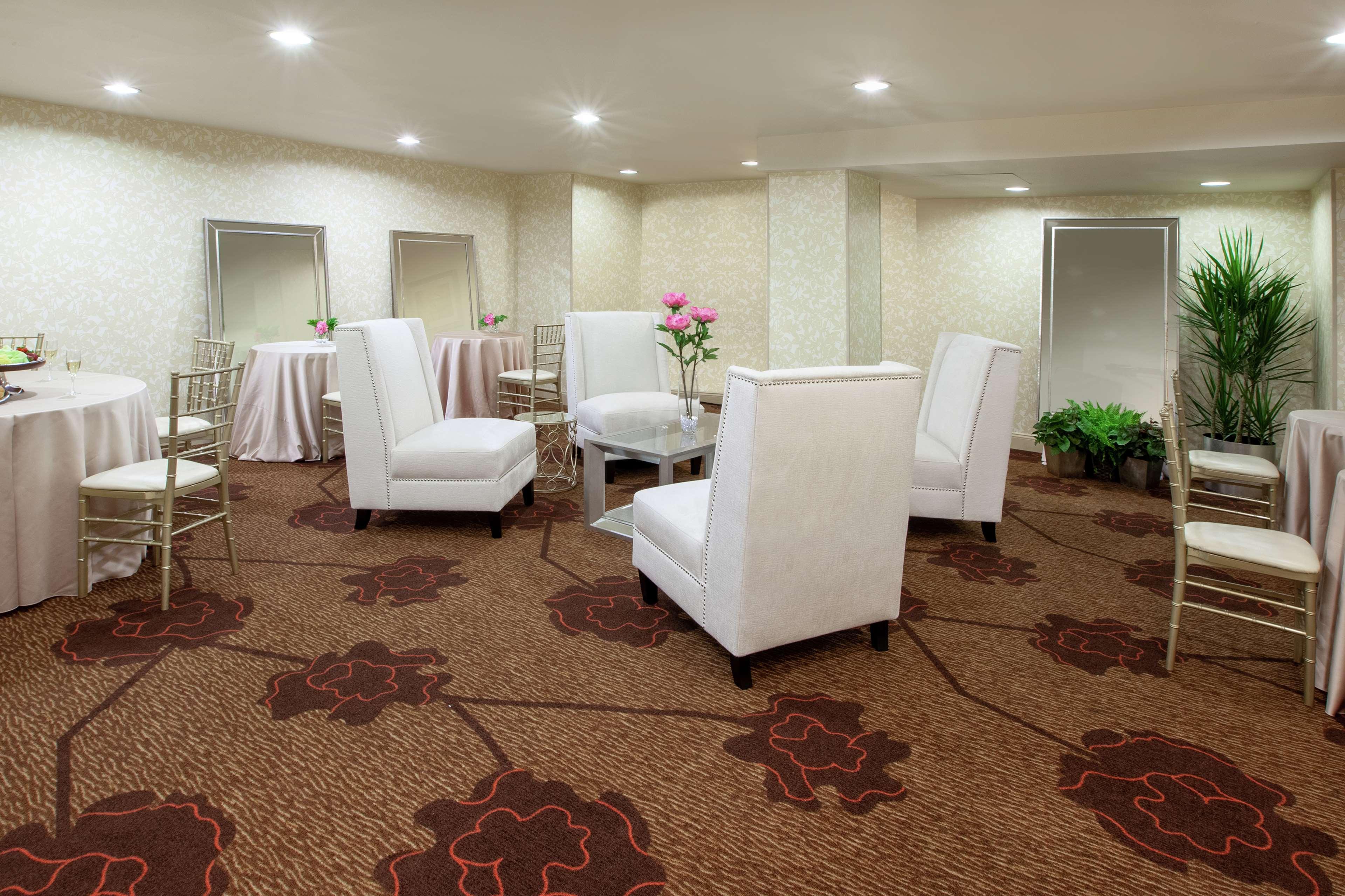 Hilton Garden Inn Pittsburgh University Place Exteriér fotografie