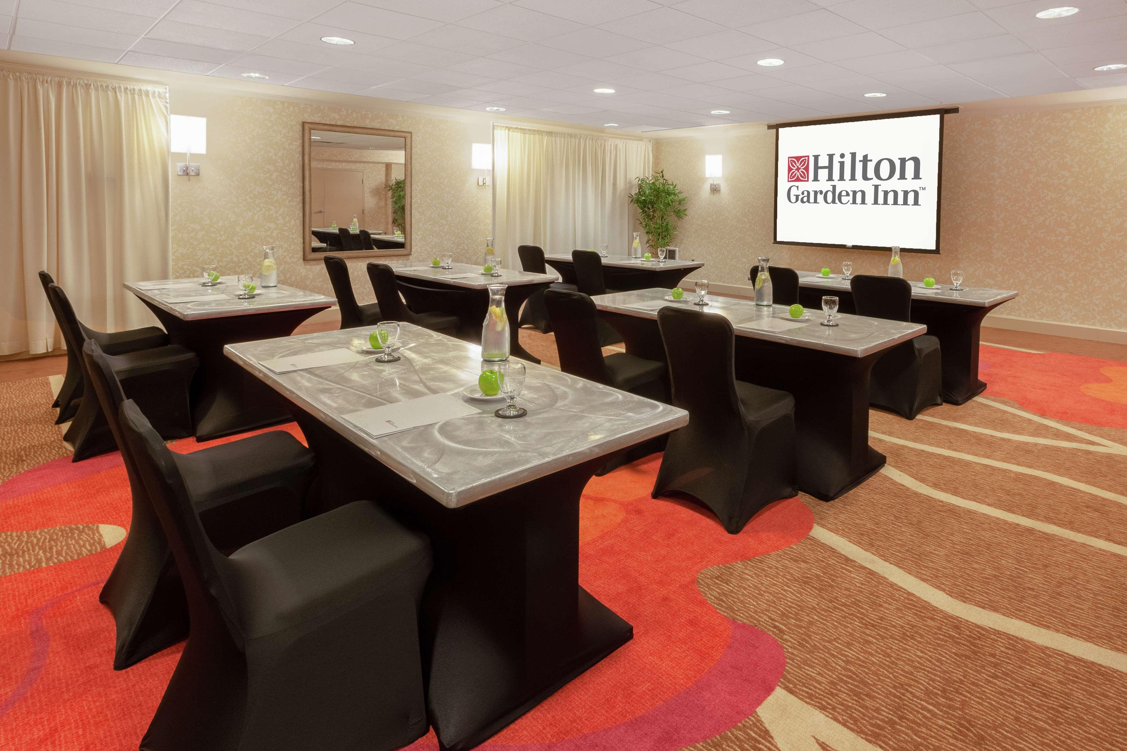Hilton Garden Inn Pittsburgh University Place Exteriér fotografie